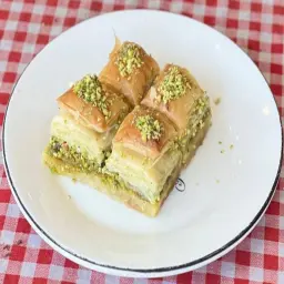 بقلاوة كلاسيك